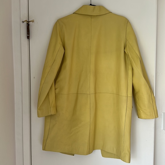 ♻️DONATED DEC. 2023♻️ 
Zara light yellow soft leather jacket size M - Picture 10 of 10